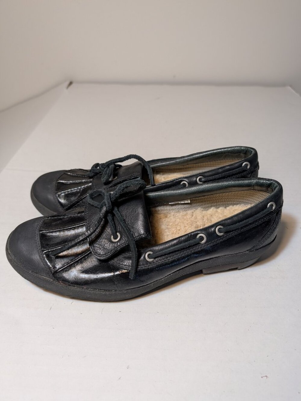 UGG Ashdale Waterproof Shearling Lined Duck Slip On Shoes Sz 9 Black - Picture 2 of 8